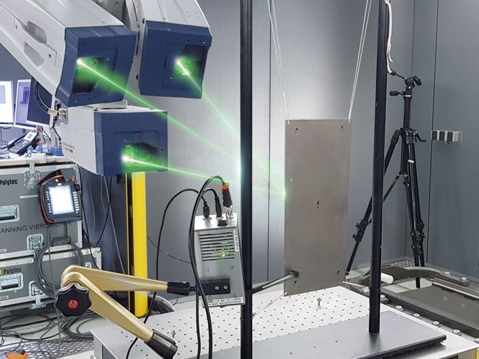 Automatisierter Modalhammer (NV-Tech SAM-Hammer)