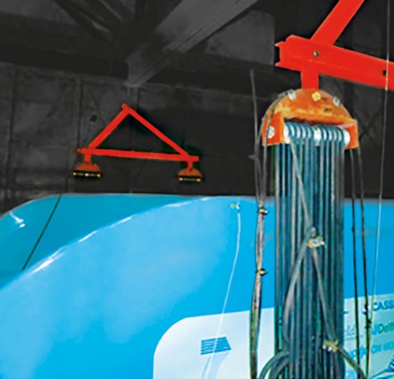 Elastic support system for prototype frequency experiments